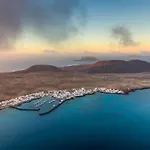 La Isla Villa *